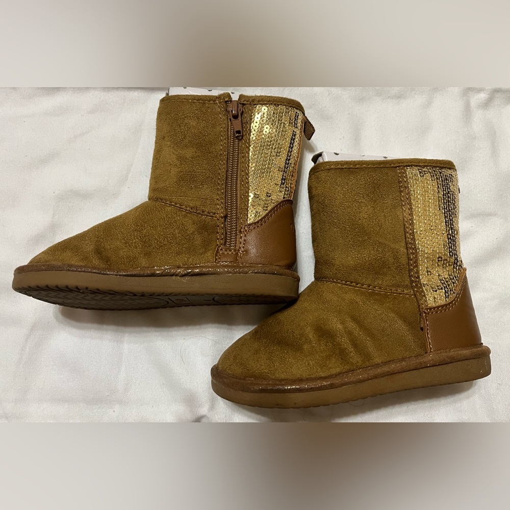 OshKosh B'gosh Brown and Gold Ankle Boots with Metallic Detail.